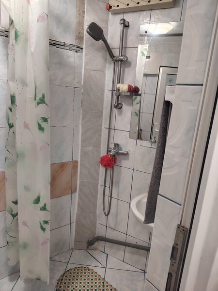 Piata Victoriei- McDonald's Buzesti